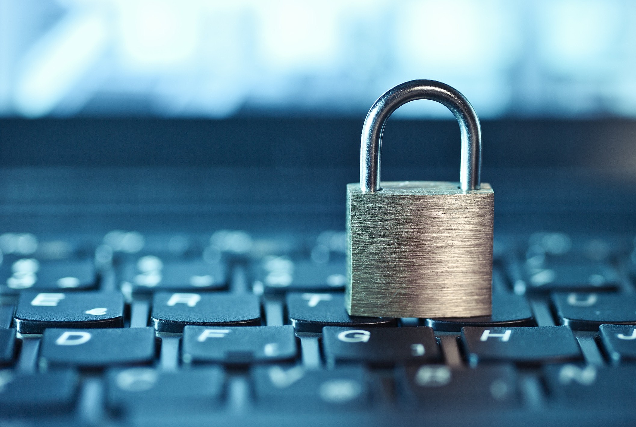 Segurança digital: quais os pilares e como se proteger online?
